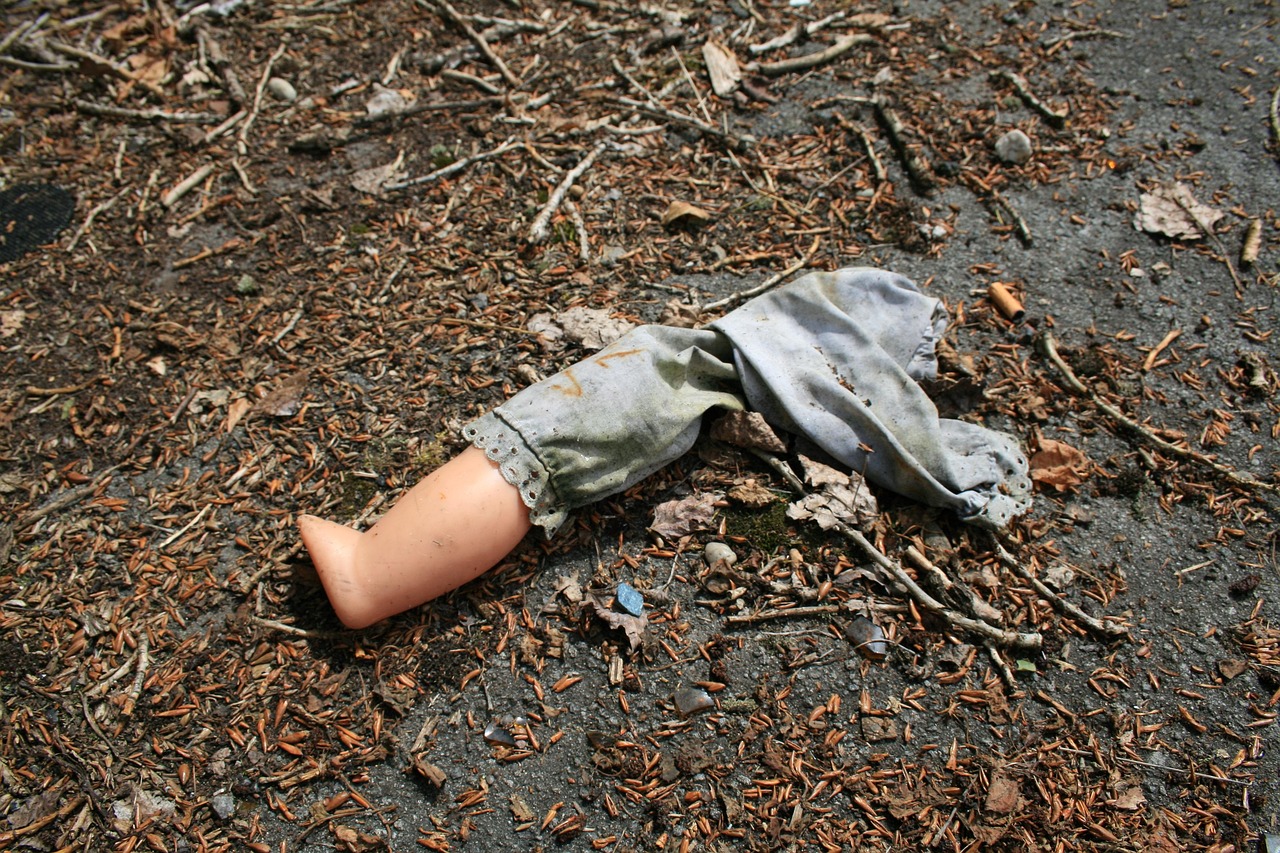 福建南安发生疑似燃气管道破裂爆燃，致2死5伤