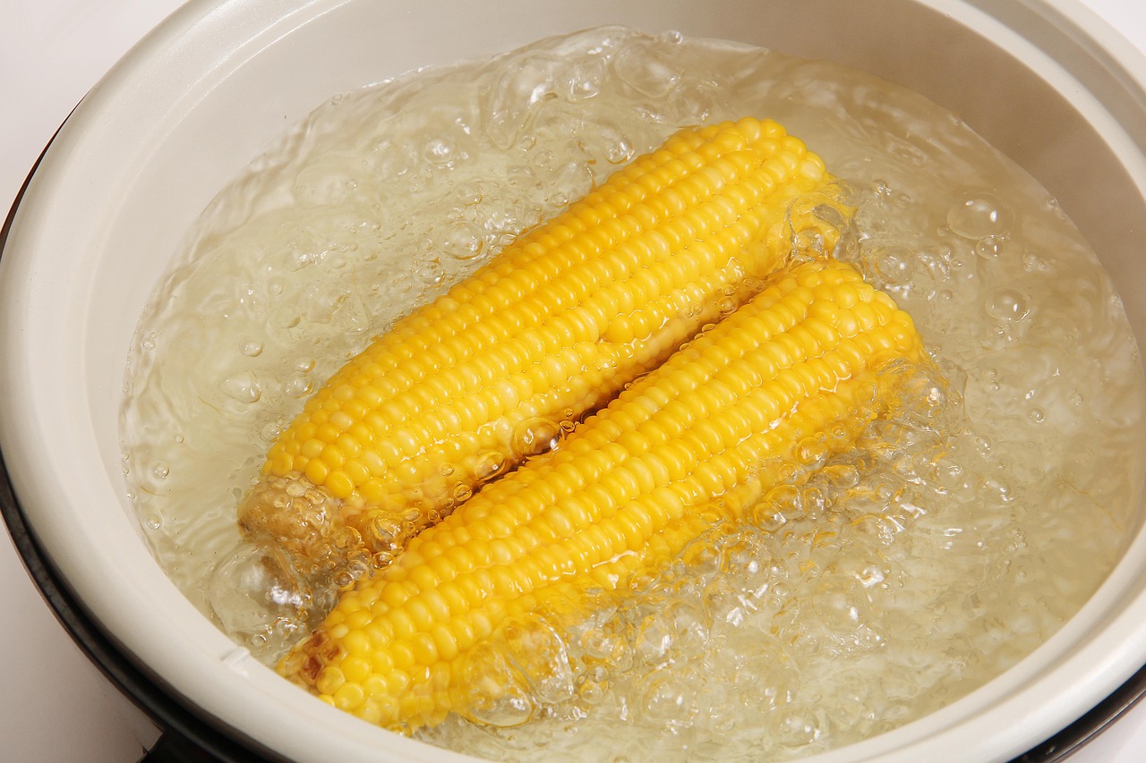 锅圈股价持续上涨逾13% 拟斥4.9亿投建海南食品生产基地